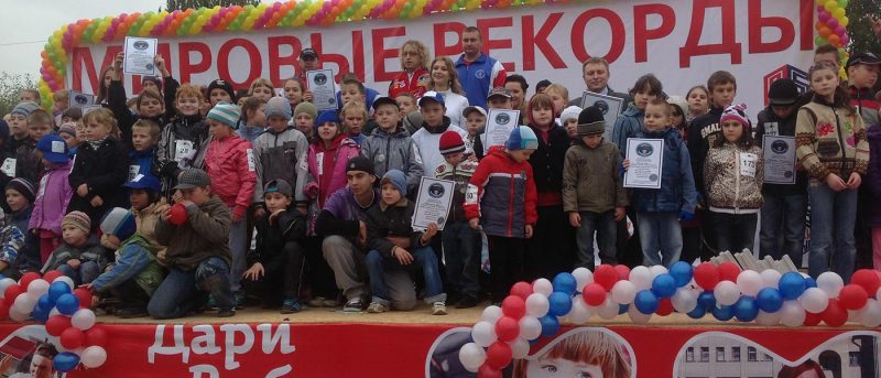 Самое массовое перетягивание каната ДЕТИ
