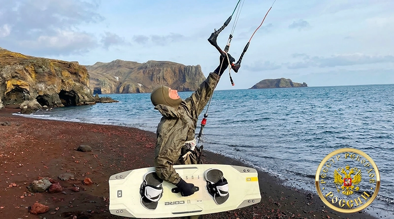 Первая кайт-сессия по воде в Антарктике, выполненная российским спортсменом