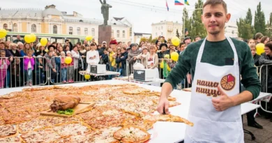 Самая большая карта Тамбовской области из пиццы