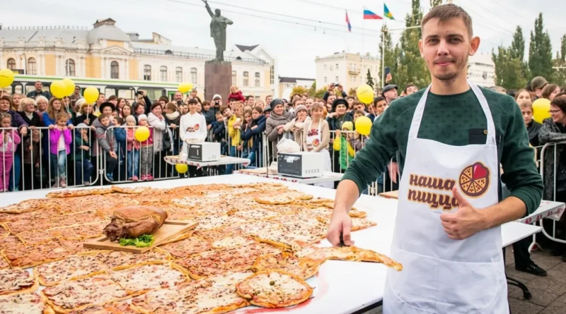 Самая большая карта Тамбовской области из пиццы