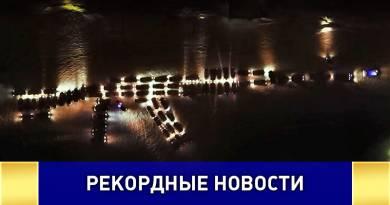 Автомат Калашникова из автомобилей составили в Ижевске