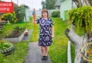 Марина Матвеева с самой длинной морковью России